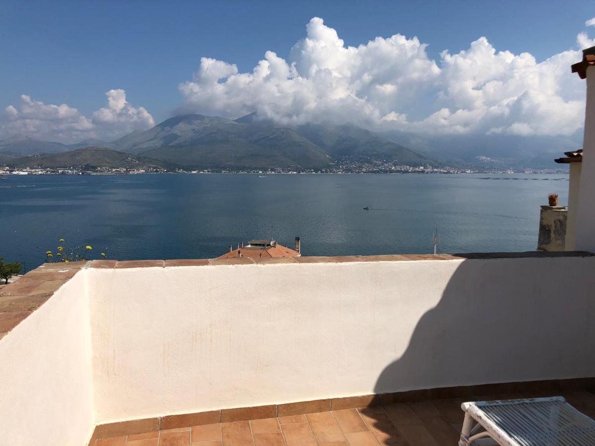 Il Vecchio E Il Mare Acomodação com café da manhã Gaeta Exterior foto